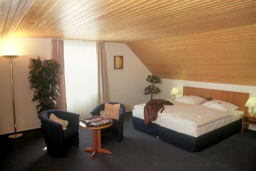 Kempe Komfort plus Hotel Solingen Chambre photo